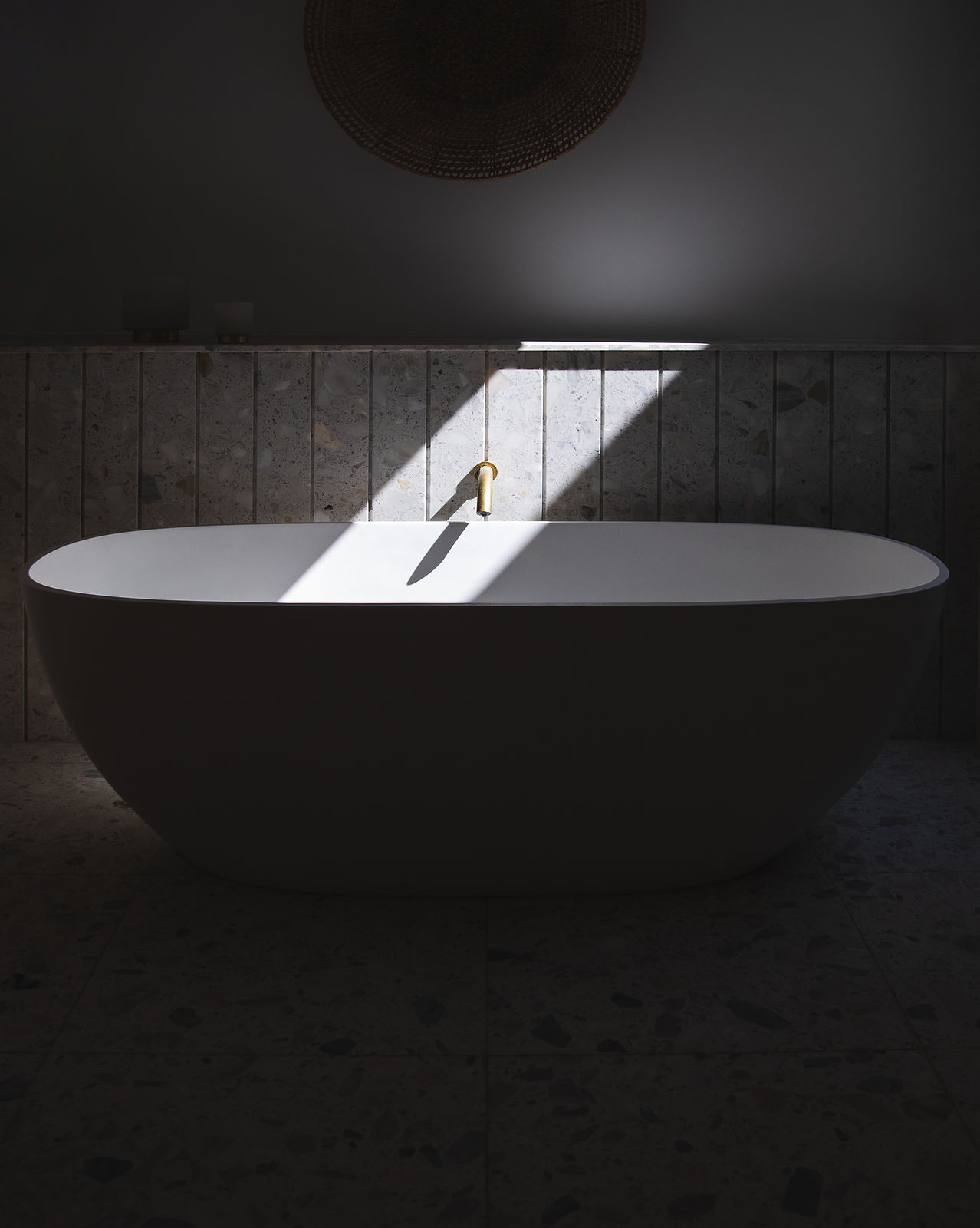 Bathtub